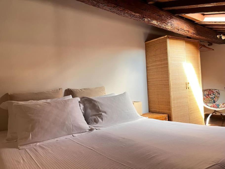 Spacious Apartment Near Arno River Florence Buitenkant foto
