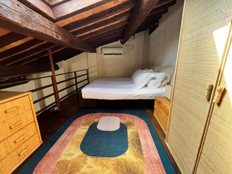 Spacious Apartment Near Arno River Florence Buitenkant foto